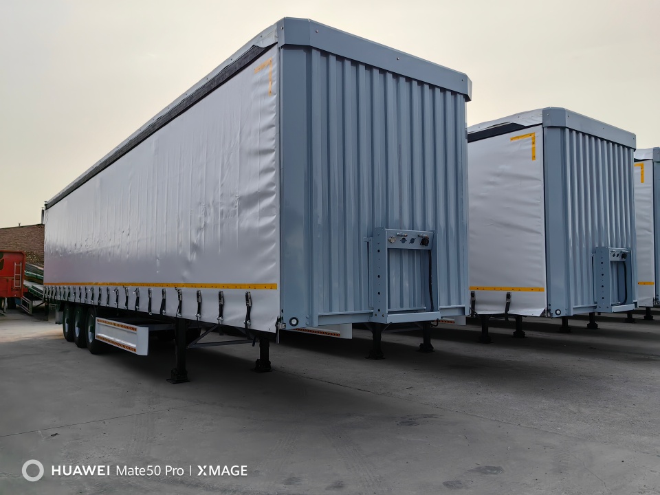Matagumpay na naihatid ng sasakyan ng Derun ang isang batch ng mga semi-trailer na may mataas na pagganap na mga semi-trailer sa Demokratikong Republika ng Congo (DRC)