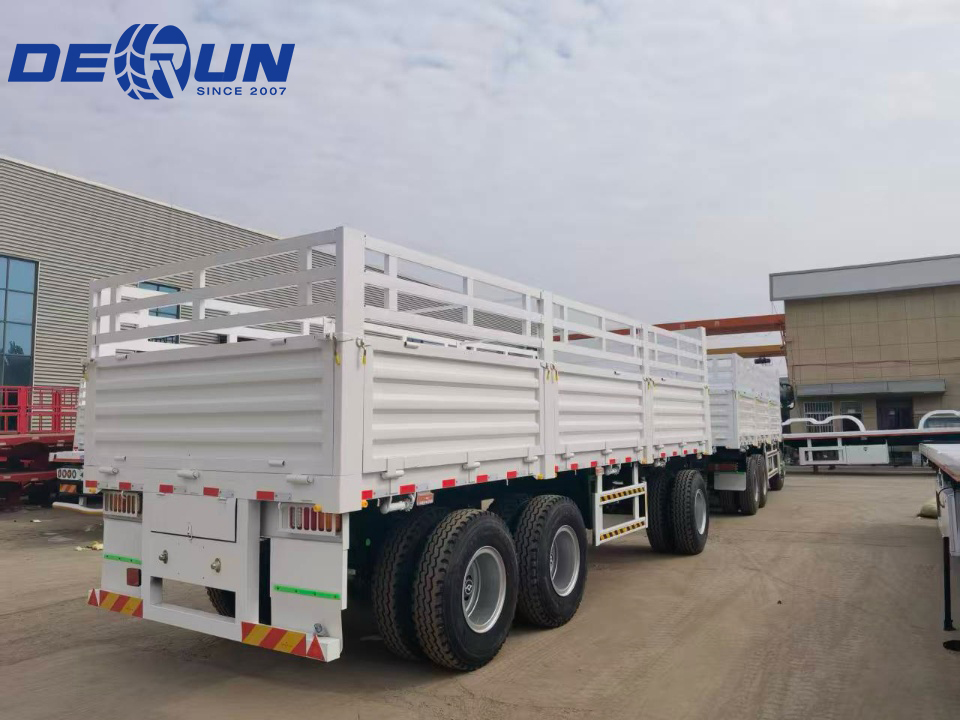Dalawang trak at isang semi-trailer ay malapit nang maipadala sa Djibouti.