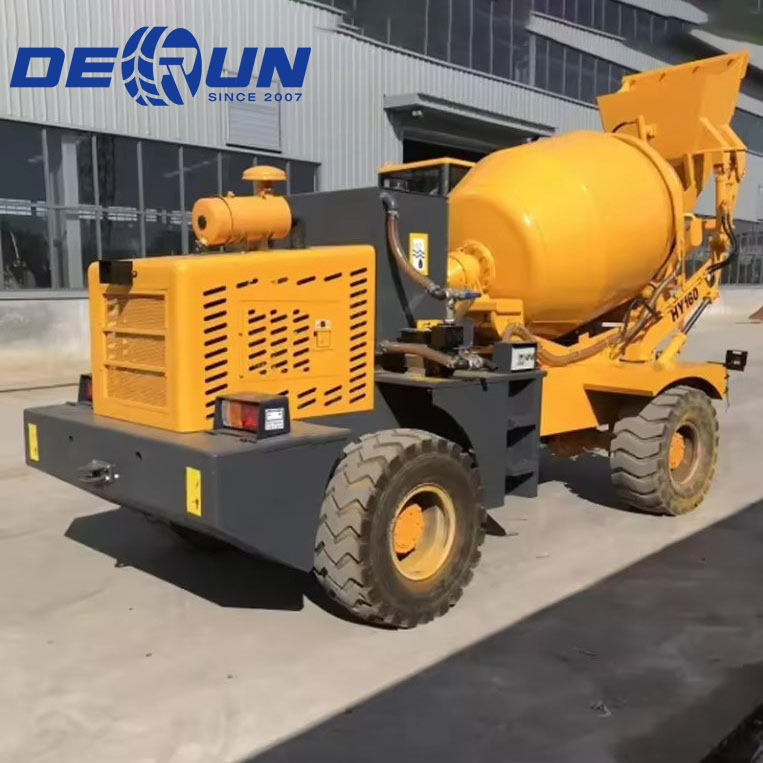 Luzun 3cbm self loading kongkreto mixer light truck na may rotary drum